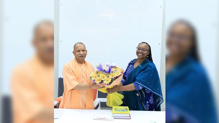 यूपी और UNDP के बीच बिग अग्रीमेंट! 75 जिलों, 15 विभागों और 20 टॉप शहरों के संभावित खतरों से निपटने पर काम शुरू UP UNDP disaster agreement