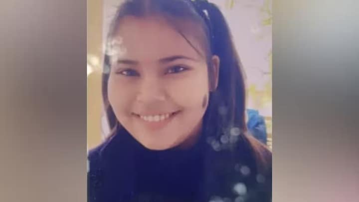 स्कूल में थोड़ी-देर पहले हंस-खेल रही थी फिर हुई बेहोश और... बाराबंकी में टॉपर बिटिया नंदिनी वर्मा संग ये क्या हुआ? UP Tak