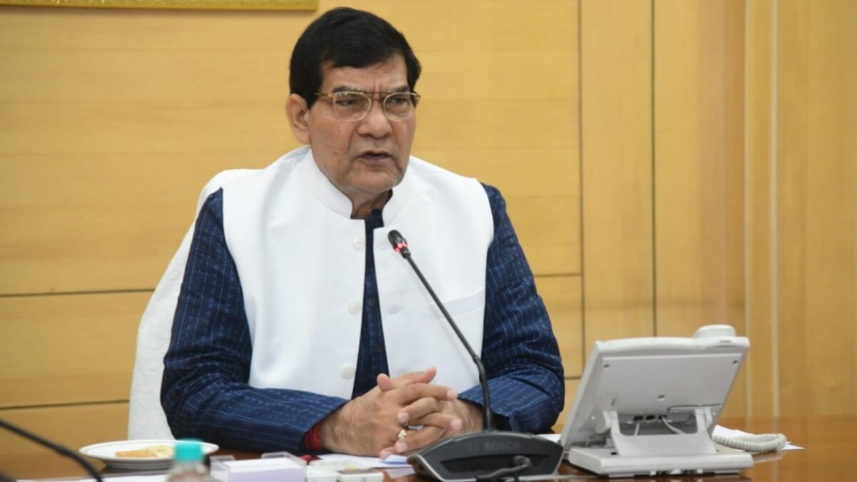 यूपी के ऊर्जा मंत्री एके शर्मा.
