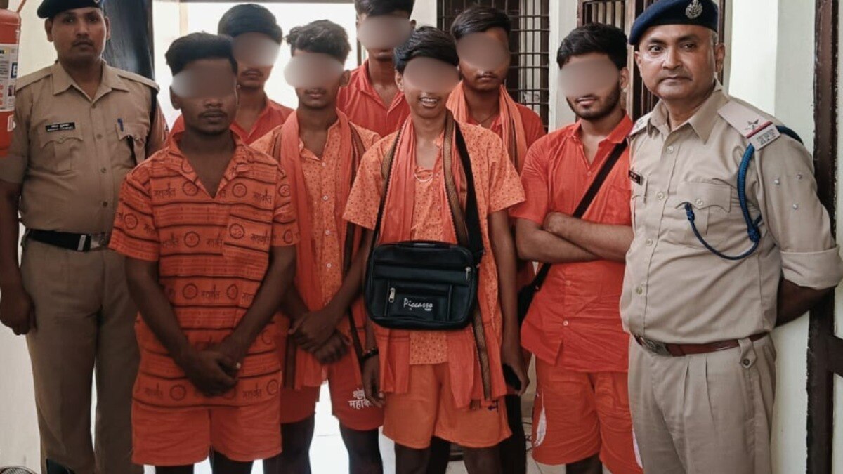 Mirzapur, Mirzapur News, up news, Akhilesh Yadav, Akhilesh Yadav news, Kanwariyas, Kanwar yatra