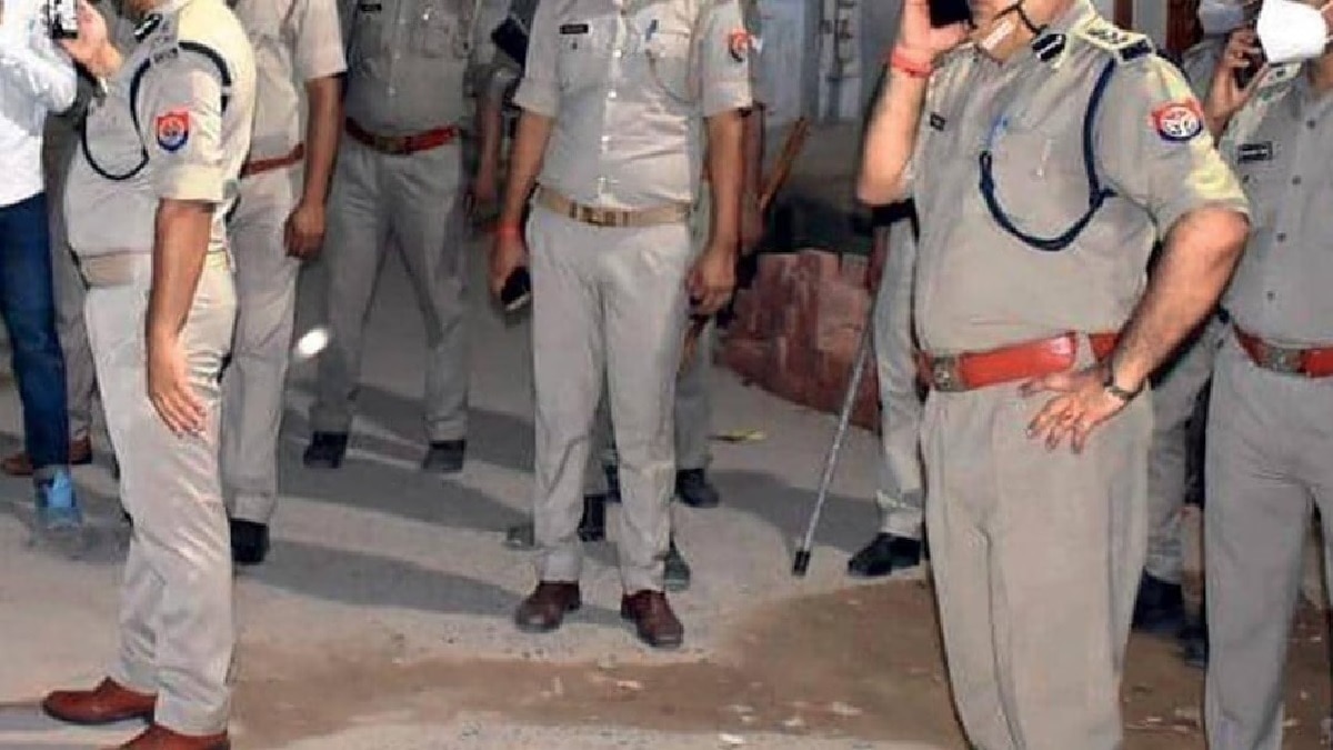 Kanpur, Kanpur news, Kanpur police, up police, police, up news, कानपुर, कानपुर न्यूज, कानपुर पुलिस, यूपी पुलिस, पुलिस, यूपी न्यूज, यूपी पुलिस न्यूज, यूपी वायरल न्यूज