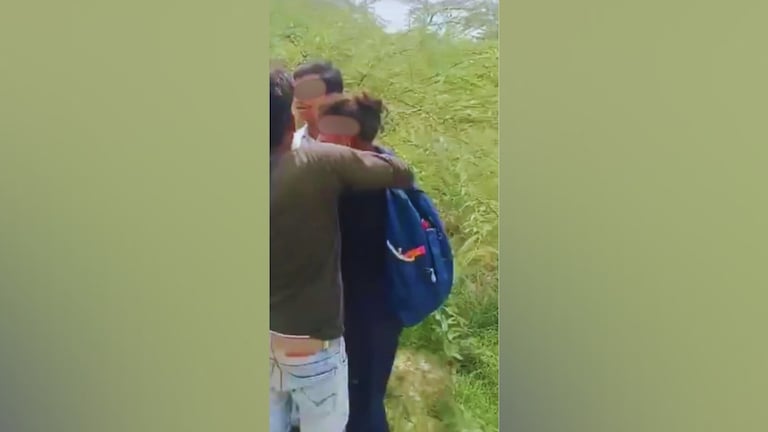 कानपुर के जंगल में युवती को बड़े उम्र के प्रेमी के साथ इस हाल में शिवम, कुलदीप, अरुण ने पकड़ा, आगे की कहानी डरा देगी UP News, UP Latest news, up crime news, up crime, Kanpur, Kanpur news, Kanpur crime news, Kanpur latest news, यूपी न्यूज, उत्तर प्रदेश न्यूज, यूपी क्राइम, कानपुर, कानपुर क्राइम, कानपुर क्राइम न्यूज, यूपी की खबरें, जंगल में प्रेमी जोड़ा