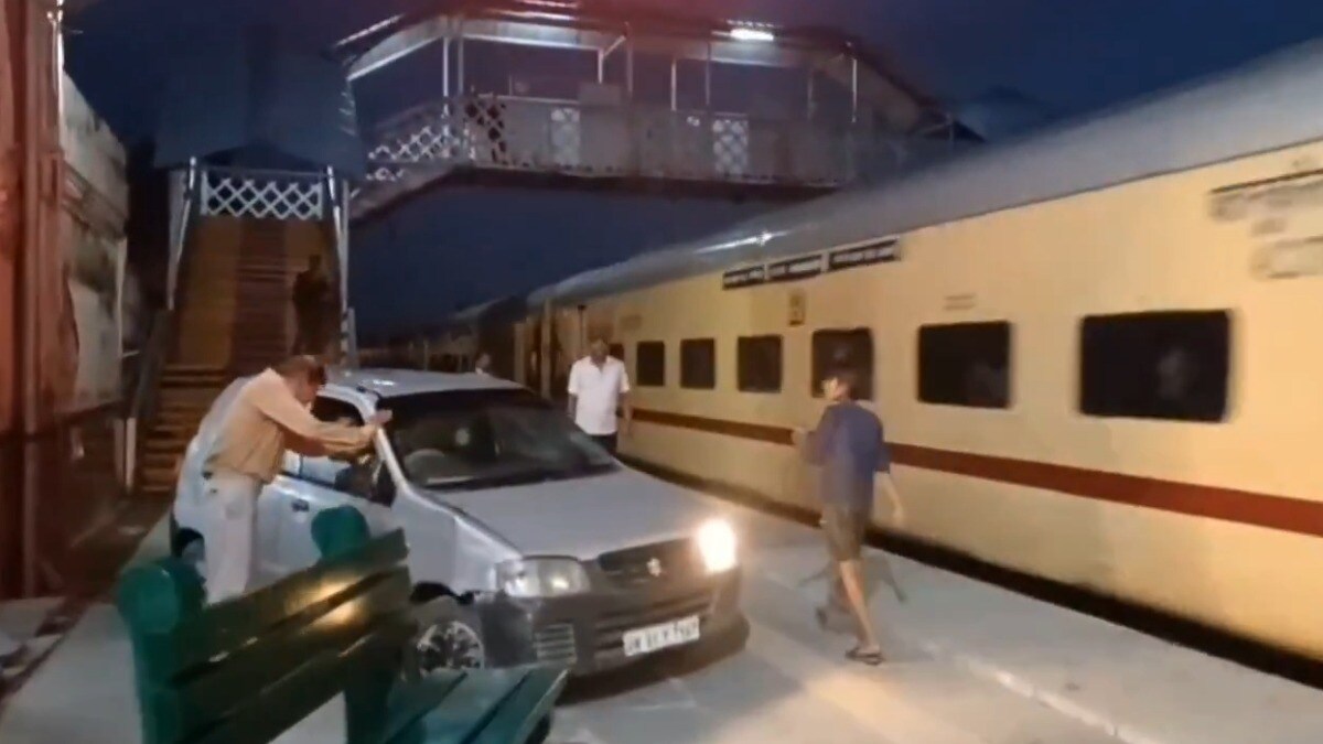 मेरठ कैंट स्टेशन के प्लेटफार्म नंबर एक पर कार दौड़ाते हुए पहुंच गया संदीप, कौन है ये शख्स? Meerut Cantt station car on railway platform