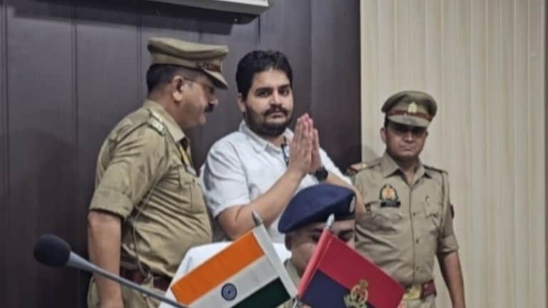 मुख्तार अंसारी के छोटे बेटे उमर अंसारी को क्यों उठाया? गाजीपुर एसपी IPS डॉ इरज राजा ने बताया आगे क्या होगा ऐक्शन Umar Ansari arrest.