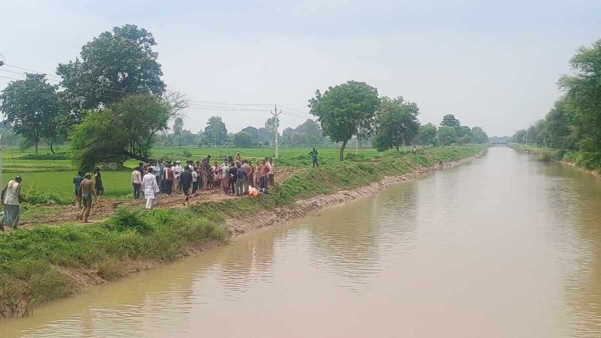 बांदा की रीना ने अपने साथ बांध लिए तीनों बच्चों के हाथ और फिर केन नहर में कूदी! बड़ा वाला हिमांशु तो सिर्फ 9 साल का था Banda news