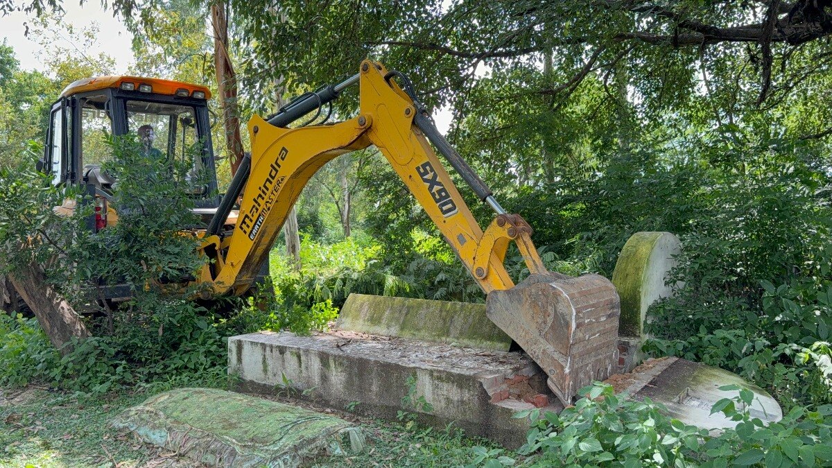 Bulldozer Action in Sambhal.