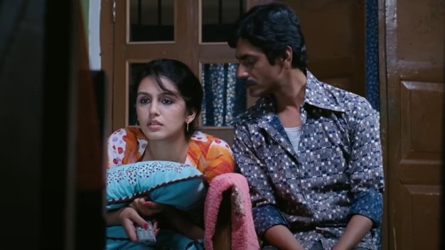 Taar bijli se patle hamare piya