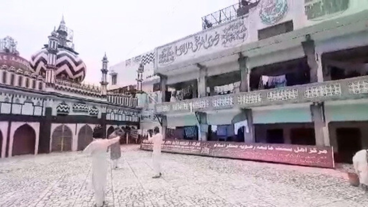 दरगाह आला हजरत उर्स के लिए बरेली से चलेंगी दो जोड़ी स्पेशल ट्रेन, टाइमिंग और शेड्यूल जान लीजिए UP Tak