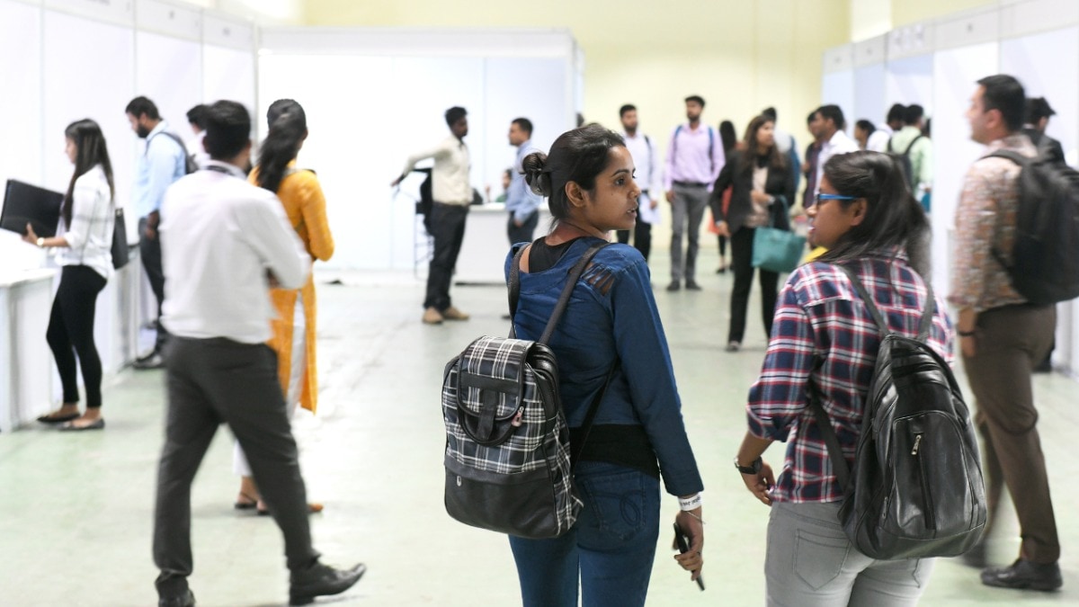 लखनऊ में 26 से 28 अगस्त के बीच आ रहीं मल्टिनेशनल कंपनियां, जानिए कैसे मिलेगी 50000 जॉब्स और विदेश जाने का मौका Lucknow Employment News