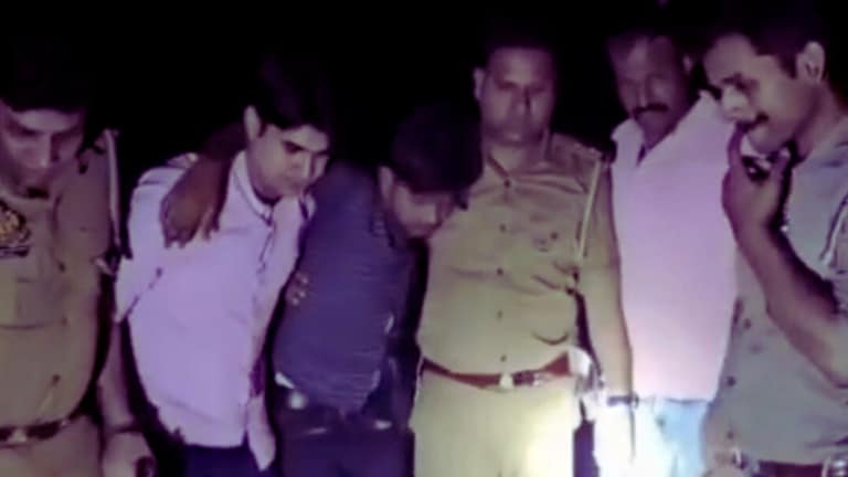 आगरा में मासूम के साथ गैंगरेप कर वीडियो बनाने वाले जुनैद का हुआ अब ये हाल, पछता रहा होगा Agra News