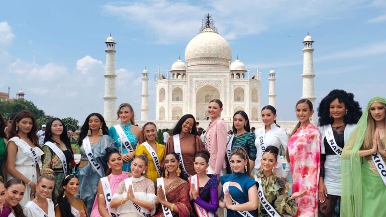 आगरा पहुंची मिस टीन इंटरनेशनल की 24 सुंदरियां, ताजमहल को देखते ही बोलीं-वाह ताज, इट्स ब्यूटीफुल Miss Teen International 2025