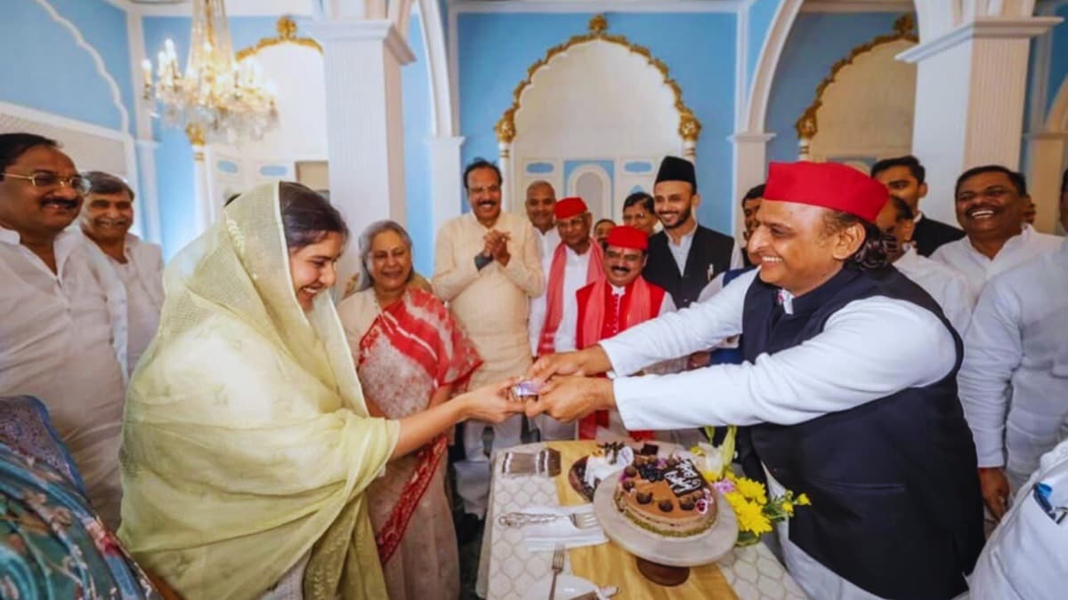 इकरा हसन के जन्मदिन पर अखिलेश यादव ने कितने रुपए का शगुन दिया? Iqra Hasan Birthday