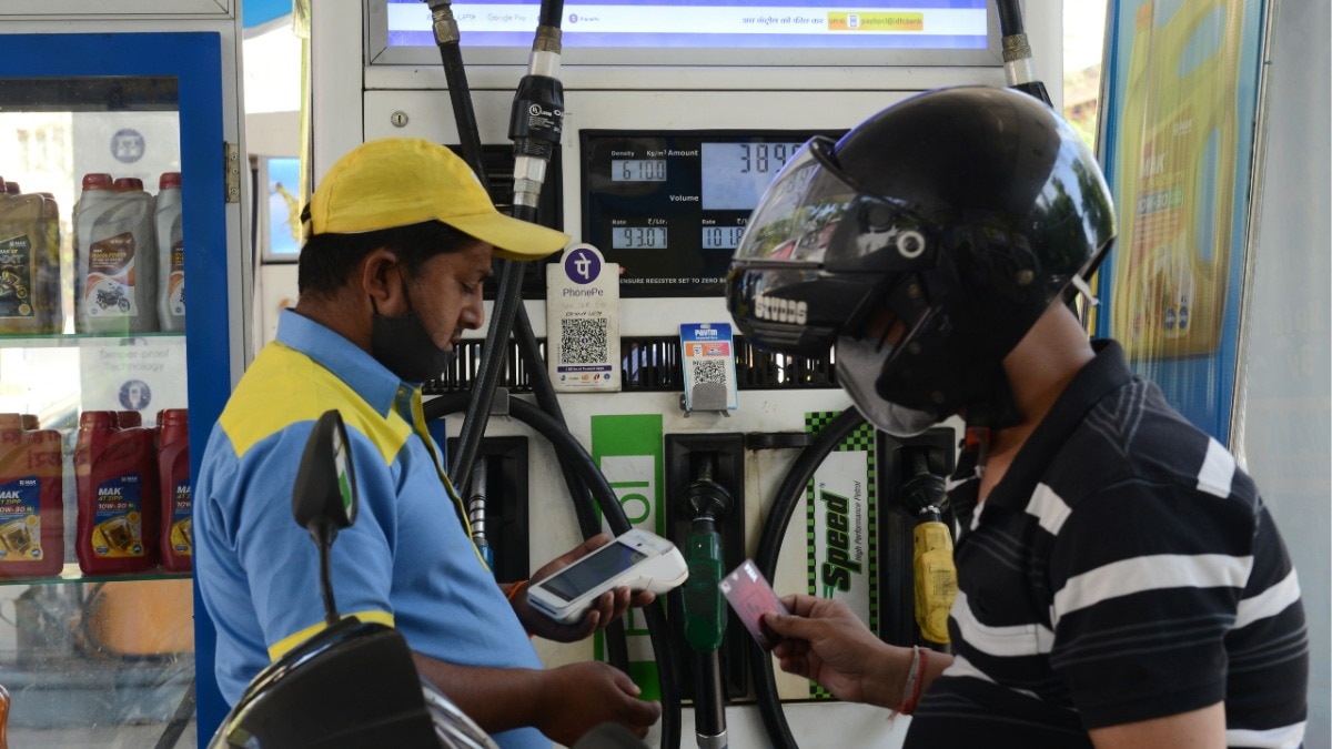 No Helmet No Petrol Drive