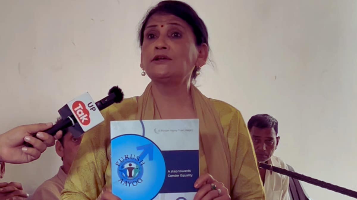 निक्की भाटी मर्डर: पति विपिन के घर पहुंचीं 'पुरुष आयोग' वाली बरखा त्रेहान और अंदर से ये खबर ले आ गईं New Update in Nikki murder case