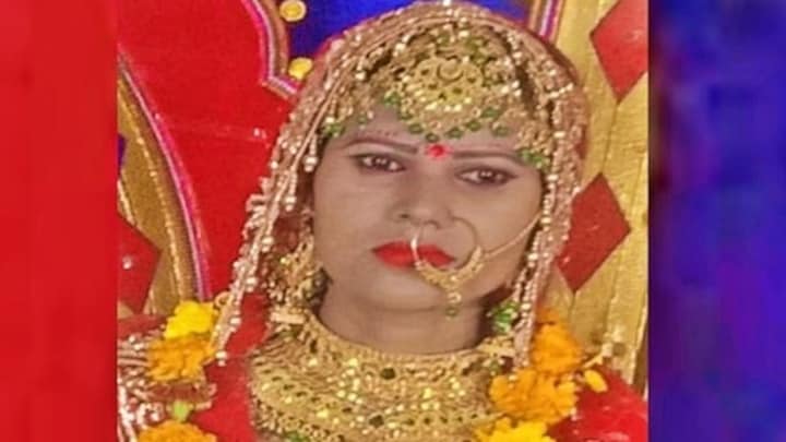 हेलो! तुम्हारी सौतन बोल रही हूं...पति के नंबर से आया फोन, सुनते ही पत्नी रीता को लगा ऐसा धक्का कि रो-रोकर तोड़ दिया दम Hardoi News