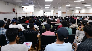 लखनऊ में IAS-PCS की तैयारी कर रहे युवाओं का मेंटर बनने का मौका, मिलेगा फ्री घर, भोजन और लाइब्रेरी की सुविधा UP Tak