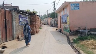 स्मार्ट स्कूल, आधुनिक लाइब्रेरी, 30 हाईटेक CCTV, 275 स्ट्रीट लाइट... सहारनपुर के इस गांव को विदेशी भी आते हैं देखने Saharanpur News