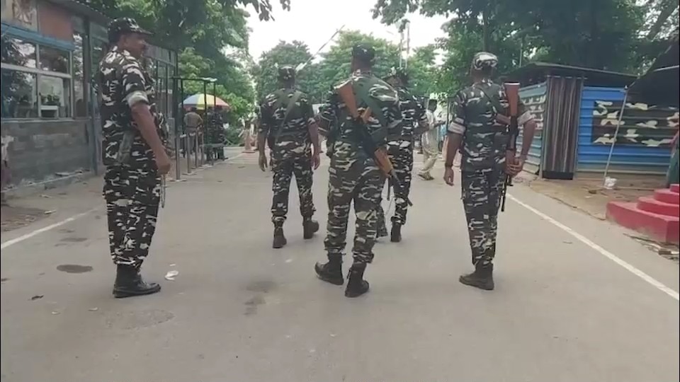 इंडो-नेपाल बॉर्डर पर हो रही कड़ी निगरानी