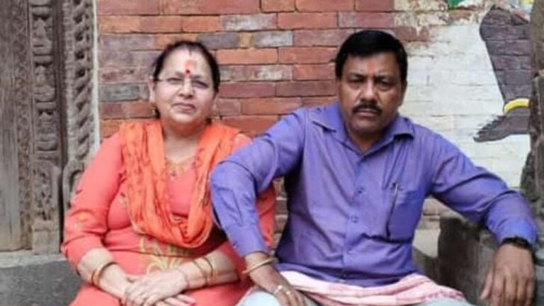 काठमांडू के हयात होटल को जब फूंका गया तो उसमें पत्नी के साथ थे गाजियाबाद के रामवीर, चौथी मंजिल से दोनों कूदे पर... Ghaziabad news