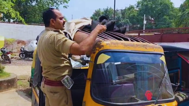 gang involved in drug smuggling