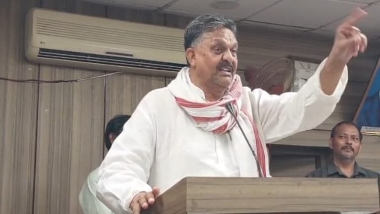 जहां थे वहीं आओ... PM विश्वकर्मा योजना पर अफजाल अंसारी ने उठाए सवाल, 'सामवेद' पर दिया ये बयान Afzal Ansari