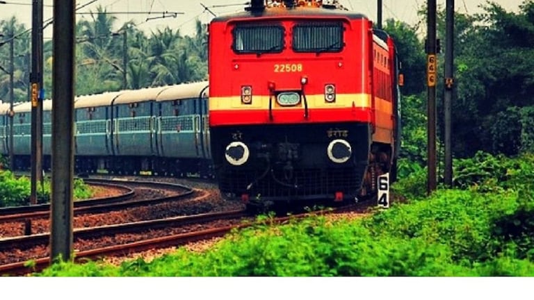 शारदीय नवरात्र में यूपी के विंध्याचल स्टेशन पर 22 सितंबर से 1 अक्टूबर पर रुकेंगी ये ट्रेनें, देखें सभी का शेड्यूल शारदीय नवरात्रि में विंध्याचल स्टेशन पर रुकेंगी ये सब ट्रेन