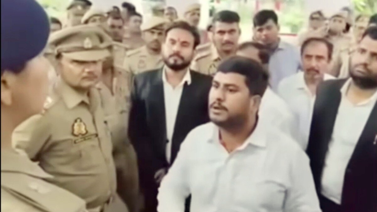 Varanasi, Varanasi News, Varanasi Police, Advocate, ADCP Neetu Katyayan, up news