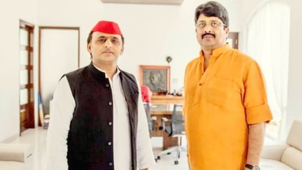 Akhilesh Yadav. Raghuraj Pratap Singh. Raja Bhaiya. SP. Akhilesh Yadav News. UP News. Bhanvi Singh, राजा भैया, अखिलेश यादव, सपा, सपा चीफ अखिलेश यादव, यूपी न्यूज, भानवी सिंह