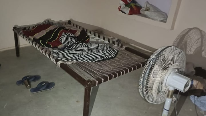 मुजफ्फरनगर में घर से भागे प्रेमी और प्रेमिका के किराए के मकान पर पहुंची पुलिस तभी चली गोली! फिर दिखा खौफनाक नजारा Bulandshahr Crime News