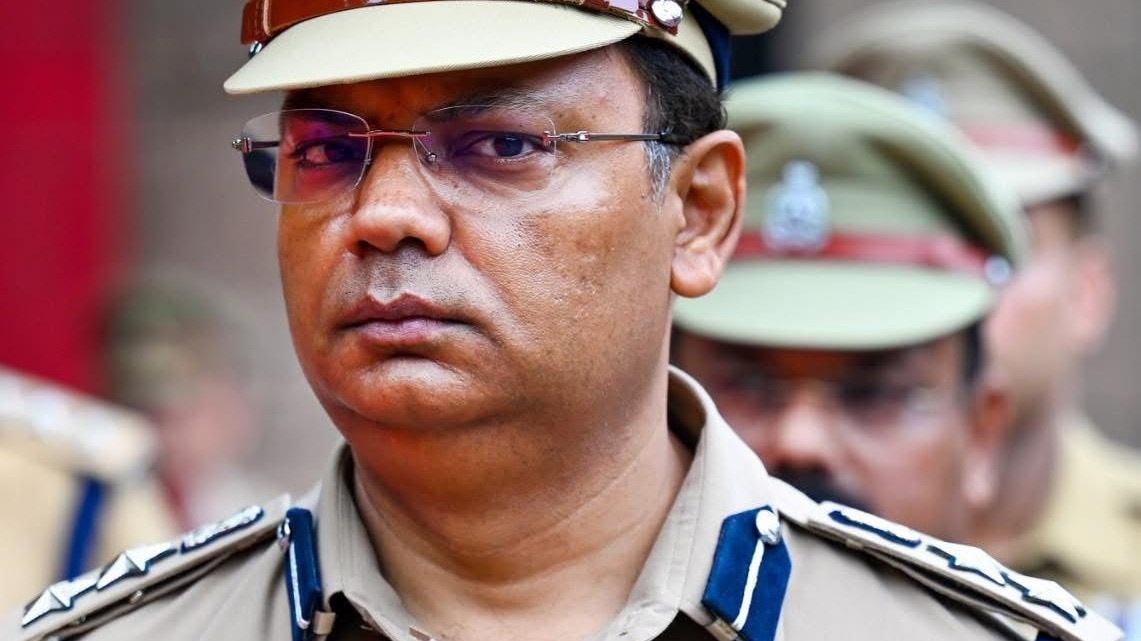 कौन हैं DCP नोएडा यमुना प्रसाद जिनके लखनऊ वाले घर में बदमाशों ने कर ली लाखों की चोरी?