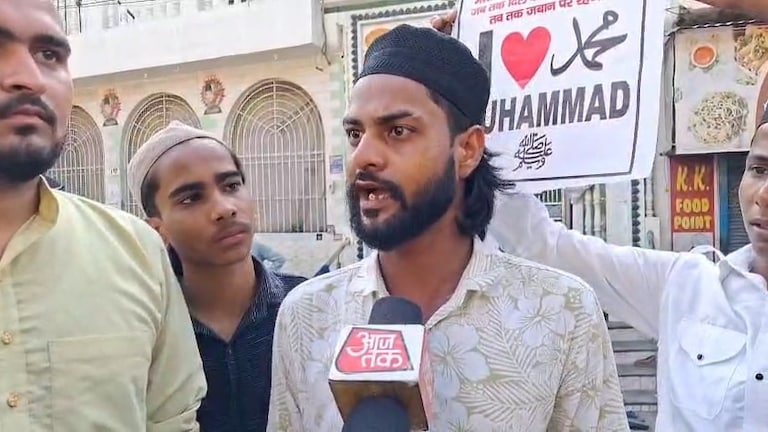 बरेली में नमाज के बाद हुए पुलिस लाठीचार्ज में पीटे गए मुस्लिम युवक ने बताया कि वहां आखिर क्या हुआ था? Bareilly News