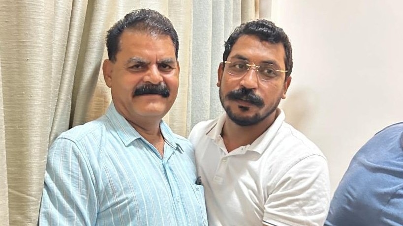  तस्वीर में चंद्रशेखर के साथ लखपत कटारिया 