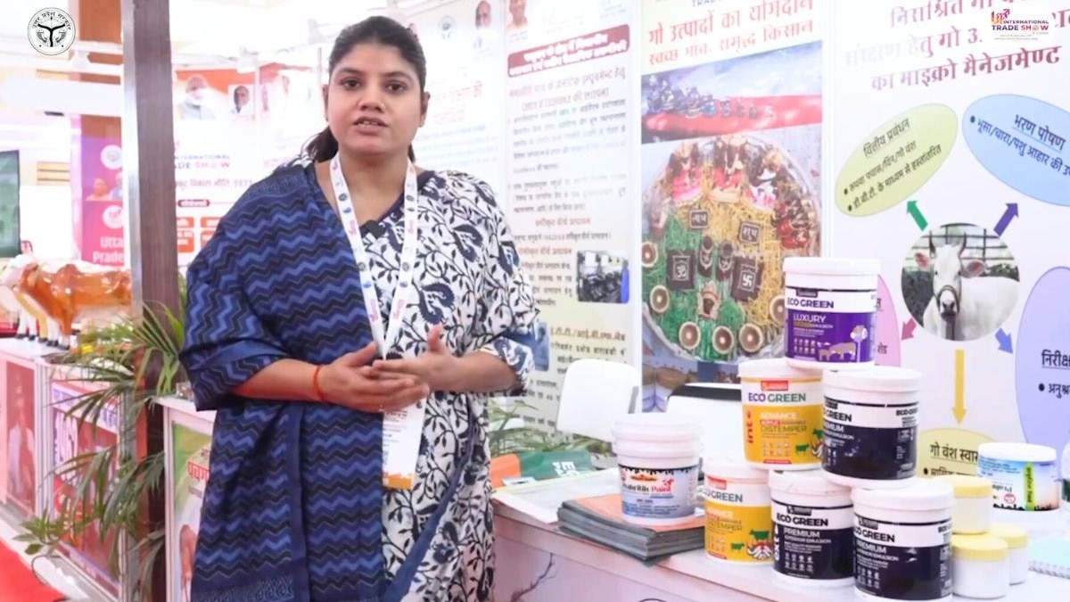 गाय का गोबर 5-10 रुपये प्रति किलो... सपना ने बताया यूपी में कैसे Cow dung paint से हो रही कमाई