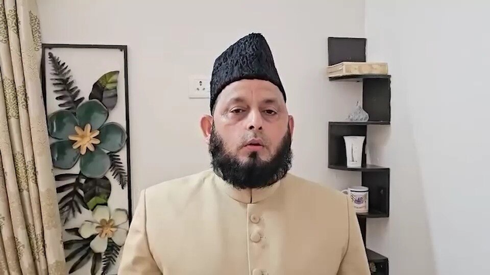 Maulana Khalid Rasheed, I Love Muhammad Controversy