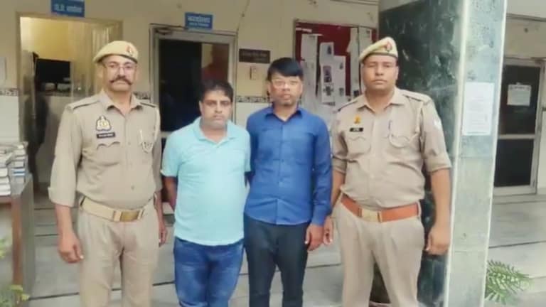 हापुड़ के विशाल सिंघल ने 39 करोड़ के बीमा क्लेम के चक्कर में मां-पिता को मारा! पत्नी की मौत पर भी मिले 30 लाख, गजब कांड Hapur, Hapur news, Hapur police, Hapur crime news, Hapur crime, up news, up viral news, up crime news, हापुड़, हापुड़ न्यूज, हापुड़ वायरल न्यूज, बीमा क्लेम, बीमा क्लेम को लेकर हत्या