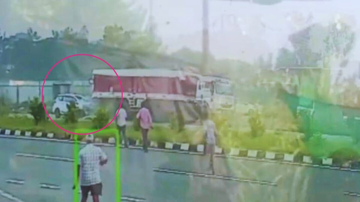 पीयूष, राजेंद्र, मोहनी, अंजू, विम्मी... एक ही घर के इन 6 की मौत! मुजफ्फरनगर में एक्सिडेंट के बाद भयानक नजारा Muzaffarnagar News