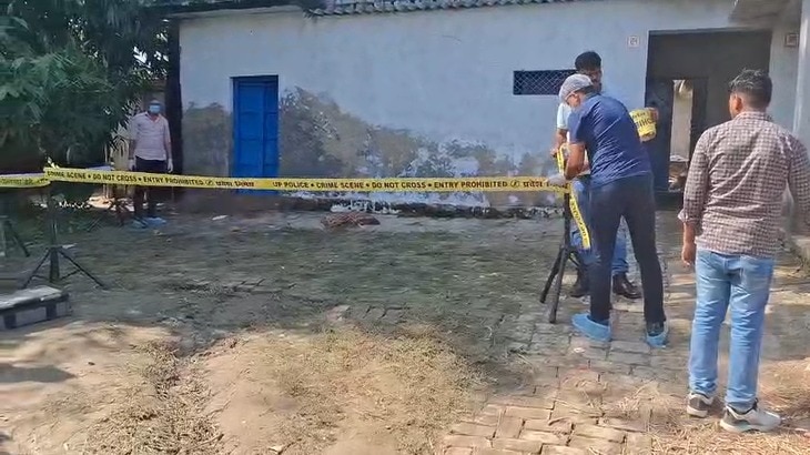 बहराइच: गांव के 2 बच्चों को बुलाया और खुद, अपनी दो बच्ची, पत्नी के साथ घर में बंद कर लगा ली आग! अंदर से निकलीं 6 बॉडी Bahraich farmer case, Bahraich double crime news, farmer killed two children with axe Bahraich, Bahraich family fire death, Bahraich Nindur Purwa Teparha crime, Ramgaon police station Bahraich news