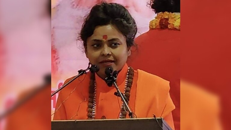 अलीगढ़ में अभिषेक गुप्ता मर्डर केस से चर्चा में आईं पूजा शकुन पांडे कौन हैं? पूरी कहानी सामने आई Pooja Shakun Pandey