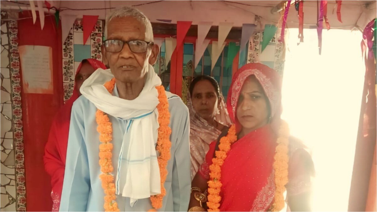 सुहागरात की सुबह कैसे हुई 75 साल के संगरू राम की मौत? पोस्टमॉर्टम में आई चौंकाने वाली वजह, पत्नी भी ये बोली jaunpur, jaunpur News, death on suhagrat, Jaunpur death on suhagrat, elderly groom death, old man marriage with young wife, dies after wedding, जौनपुर, सुहागरात, जौनपुर न्यूज, यूपी न्यूज