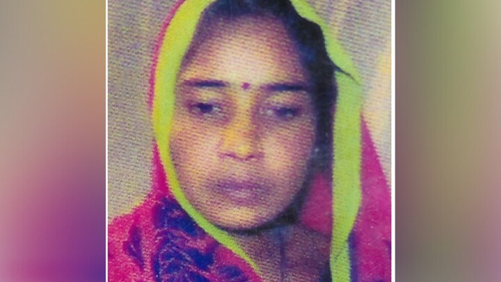 झांसी में 2 पोतों की दादी भागी 35 साल के प्रेमी के साथ, फरार हुई महिला की उम्र और नाम सामने आया Jhansi News