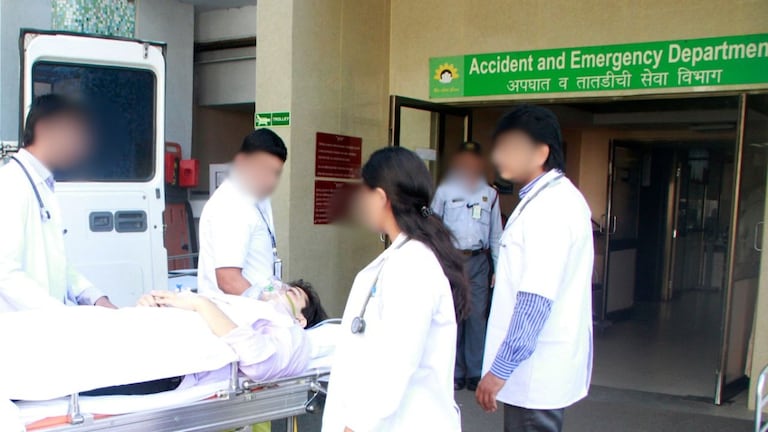 जान बचाओ और पाओ 25000 रुपये... नोएडा में लागू हुई ये नई योजना, ऐसे बनें 'राह-वीर' Noida News