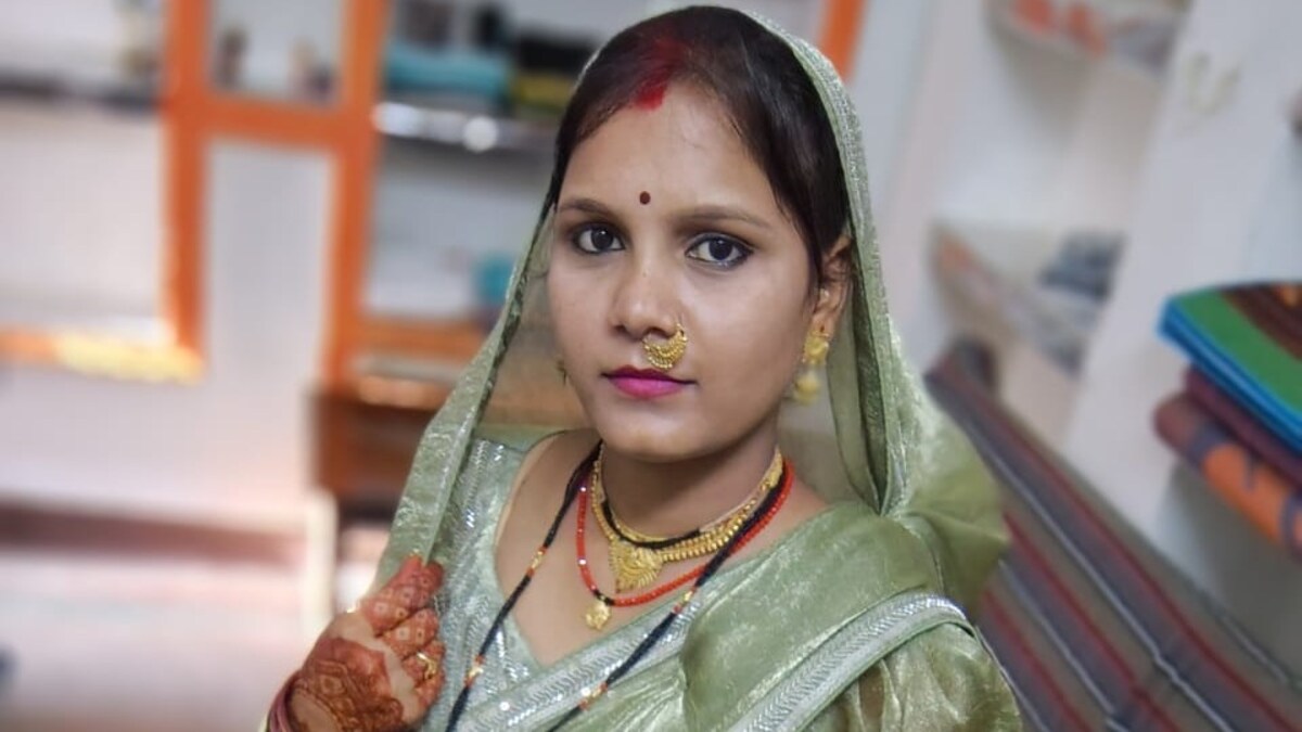 पहला करवाचौथ मनाने से पहले हुई झांसी की प्रीती की मौत... उसके पिता और ससुर संग फिर ये हुआ Photo: Preeti
