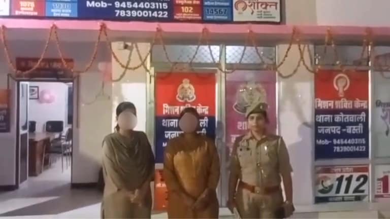 न्यूड वीडियो बनाकर वसूली करने वाली लवी बस्ती में पकड़ी गई, फिर इसकी ये कहानी पता चली UP Tak