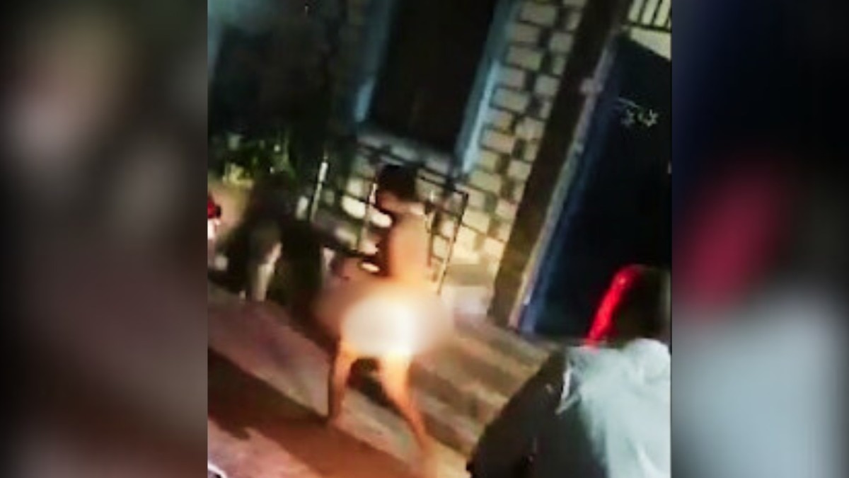कॉलोनी में न्यूड होकर घूमता है बंटी और महिलाओं को करता है अश्लील इशारे, मेरठ का ये मामला सुनकर पुलिस भी चौंक गई