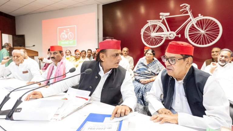 आकाश आनंद की जरूरत BSP से ज्यादा BJP को... ये बात कह आखिर करना क्या चाहते हैं अखिलेश? Akhilesh Yadav.