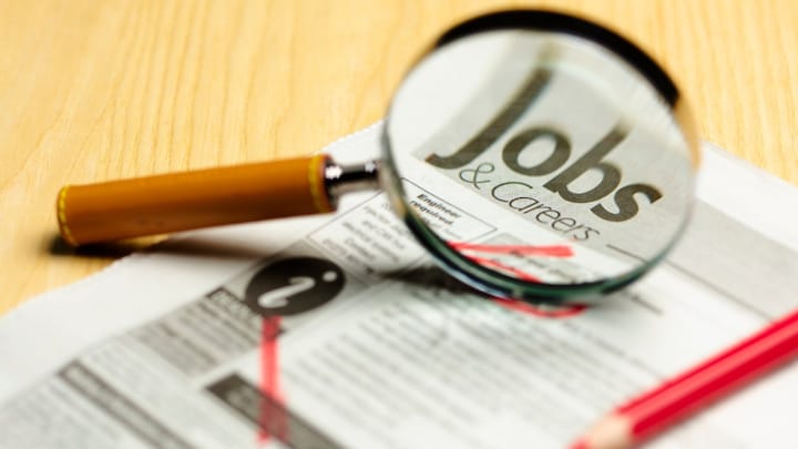 NTPC में 21 पदों पर निकली भर्ती, बढ़ियां मिलेगी सैलरी, फुल डिटेल्स यहां जानिए UP Tak