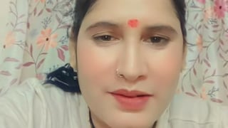 'बेटी को महिलाओं संग अपनी अश्लील वीडियो दिखाता…' झांसी में निषाद पार्टी के जिलाध्यक्ष की पत्नी की बॉडी मिली, तो उनकी मां ने लगाए ये आरोप Jhansi suicide, Neelu Raikwar, Shivkumar Nishad, Nishad Party District President, Friends Colony, Balaji Building, family dispute, suicide by hanging, Kotwali Police Station, SK Baba