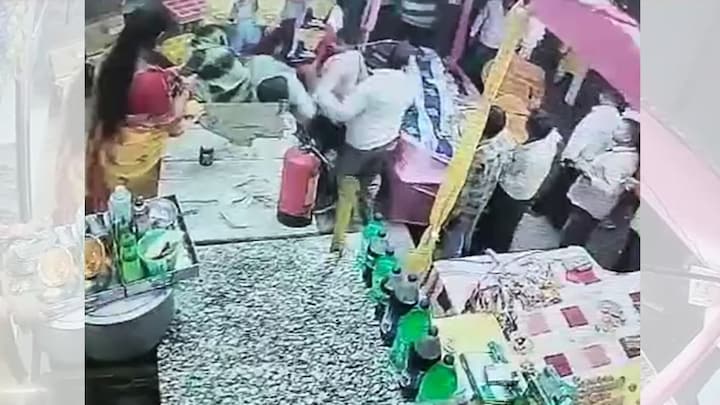 बेकरी की दुकान पर दबंगों ने किया लाठी-डंडों से हमला, दुकानदार और महिलाओं से मारपीट का CCTV वीडियो सोशल मीडिया पर हुआ वायरल UP Tak