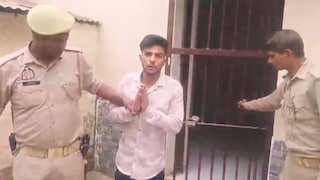 बरेली के अनस पठान ने भगवान राम पर लिखी आपत्तिजनक टिप्पणी, अब ऐसा क्या हुआ जो सीधा खड़ा भी नहीं हो पा रहा है ये UP Tak