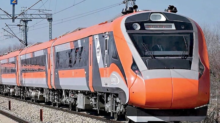 सुबह 5 बजे लखनऊ से चलिए दोपहर में सहारनपुर पहुंचिए... वंदे भारत कब और कहां रुकेगी, देखें शेड्यूल UP Tak